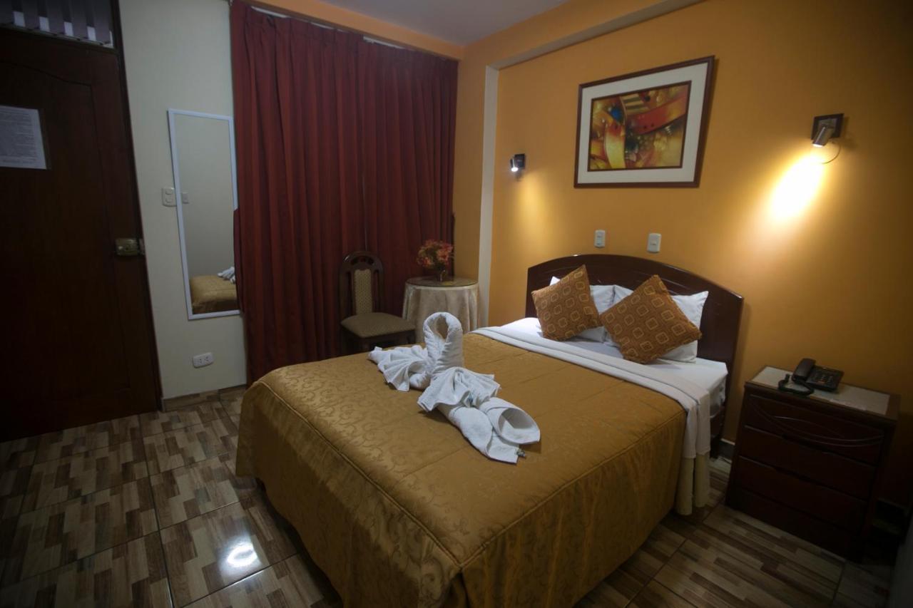 Suite Plaza Hotel Residencial Trujillo Exterior foto
