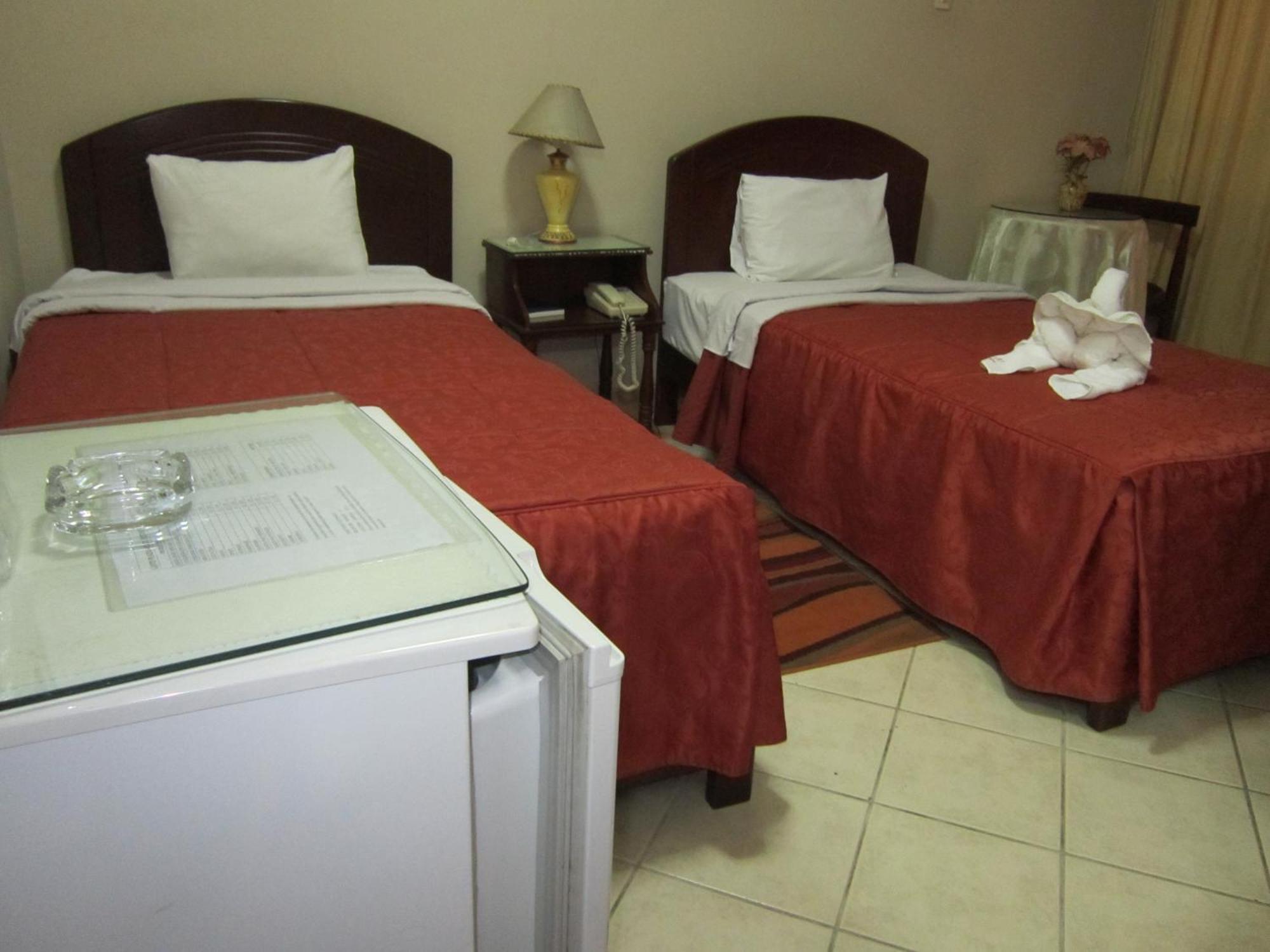 Suite Plaza Hotel Residencial Trujillo Exterior foto