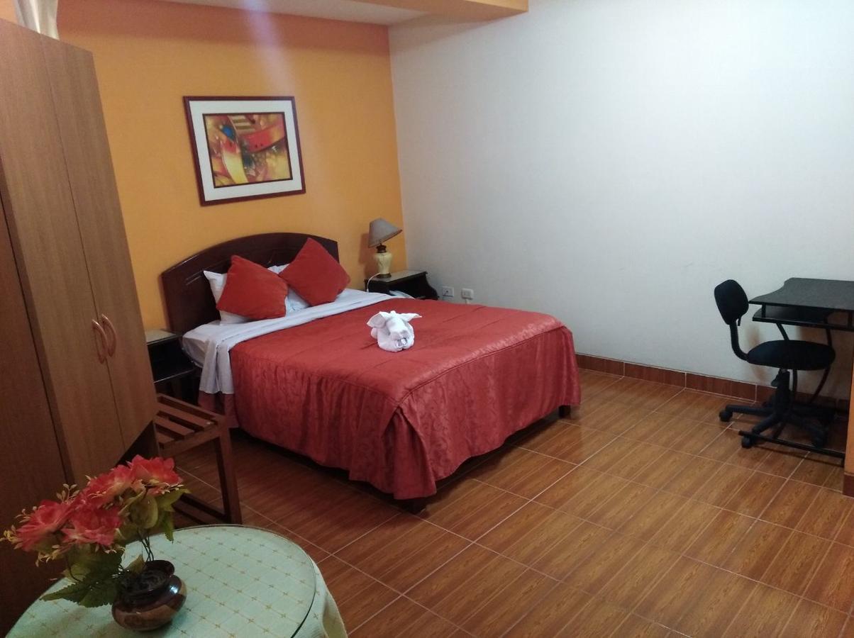 Suite Plaza Hotel Residencial Trujillo Exterior foto
