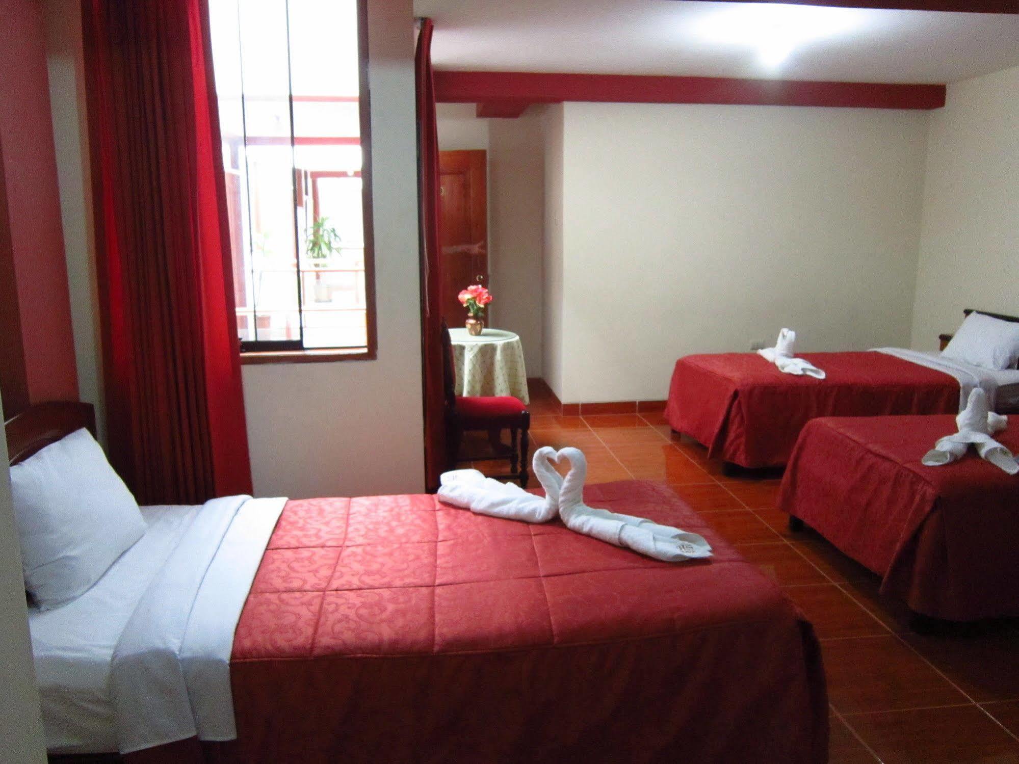 Suite Plaza Hotel Residencial Trujillo Exterior foto